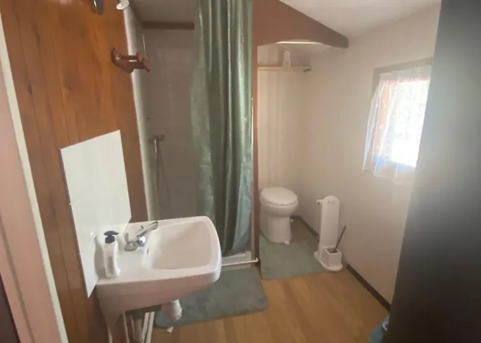 Un Instant Bucolique La Barde